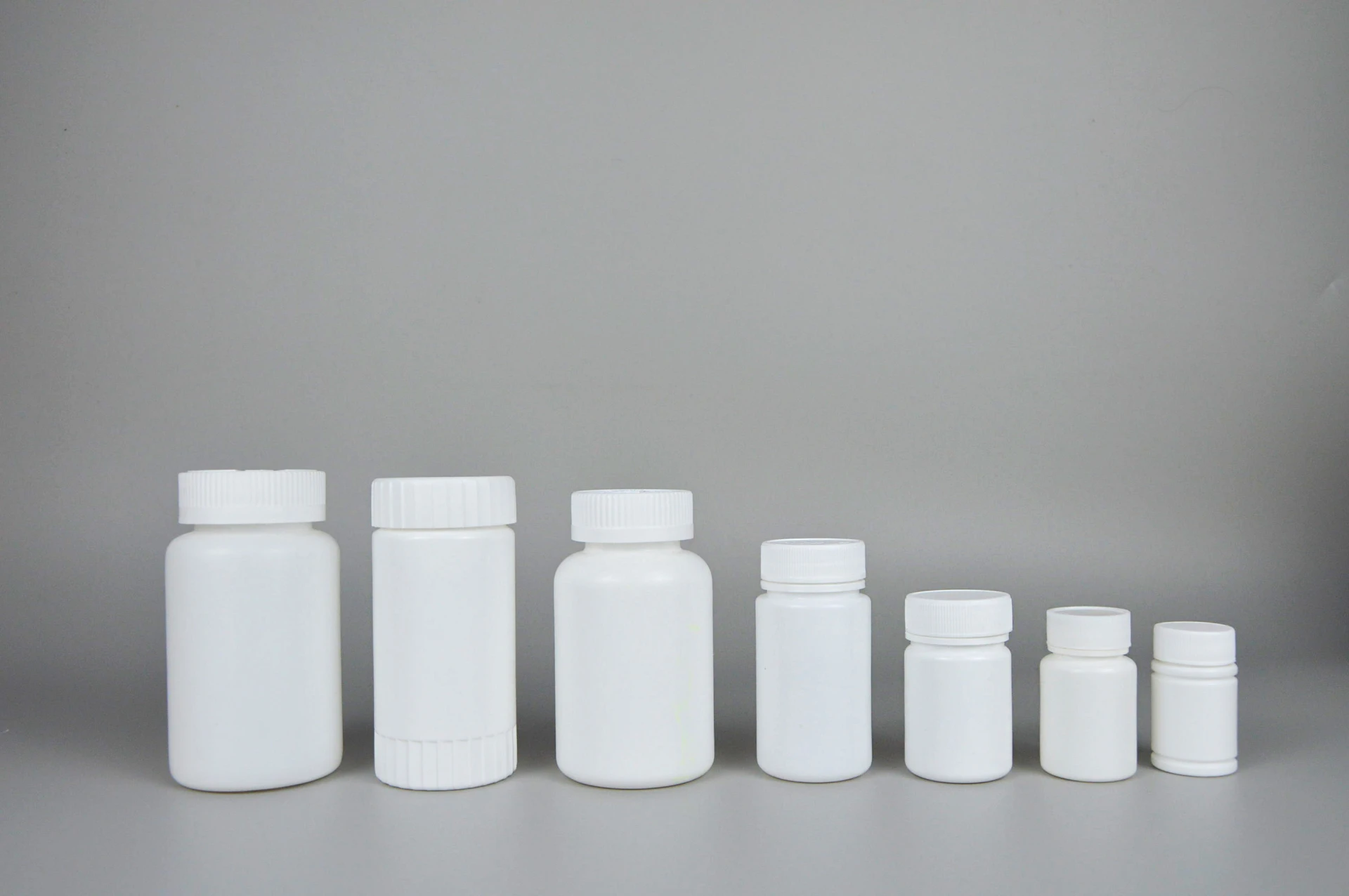 mini plastic vials
